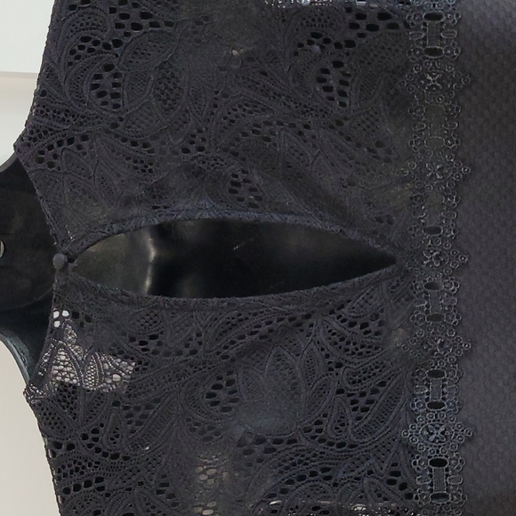 H&M Blouse - Picture 5 of 7